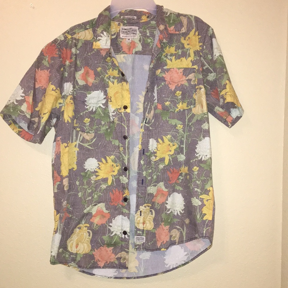 Men’s button up shirt